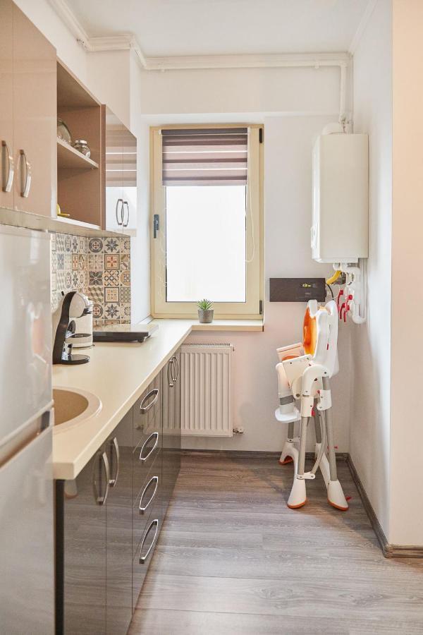 Lemon Bite Studio Stefan Building นาโวดาริ ภายนอก รูปภาพ