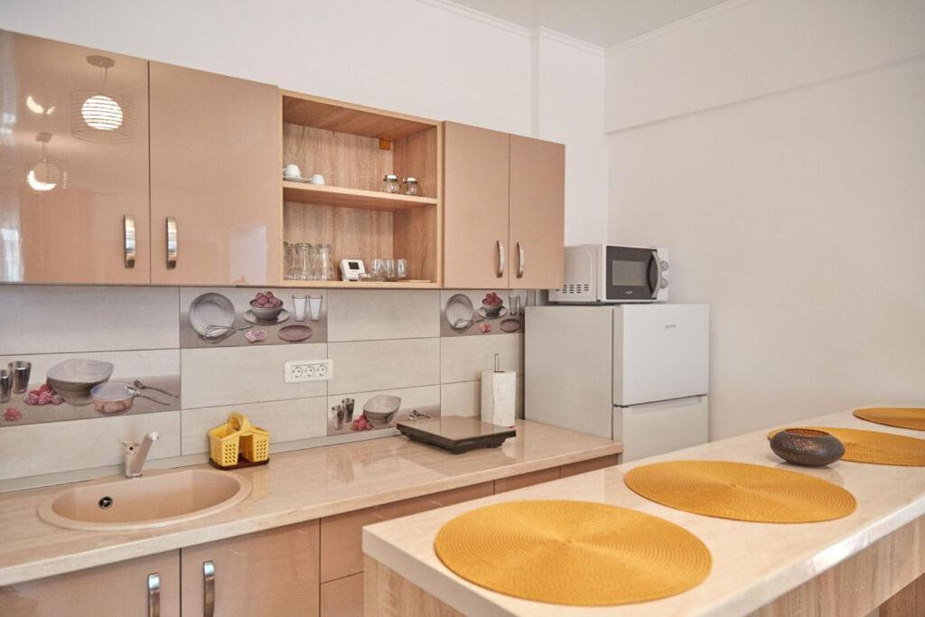 Lemon Bite Studio Stefan Building นาโวดาริ ภายนอก รูปภาพ